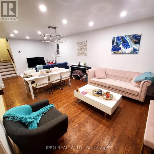 16 Cresthaven Drive, Toronto (Hillcrest Village), ON - Indoor Photo Showing Bedroom