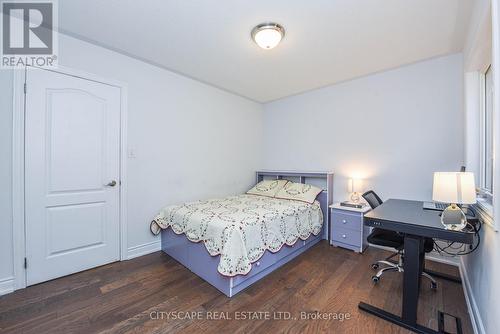 409 Spring Blossom Crescent, Oakville (Iroquois Ridge North), ON - Indoor Photo Showing Bedroom