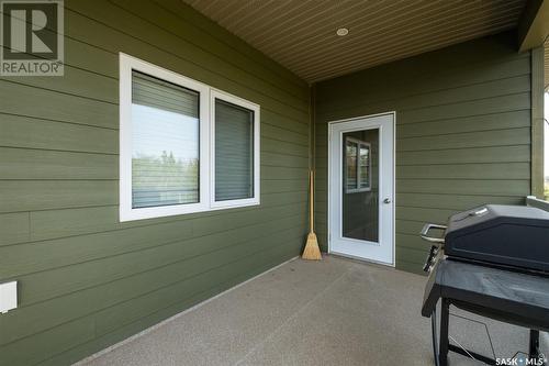 686/690 19Th Street W, Prince Albert, SK - Outdoor With Deck Patio Veranda With Exterior