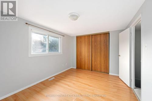 74 - 40 Tiffany Drive, London, ON - Indoor Photo Showing Other Room