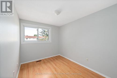 74 - 40 Tiffany Drive, London, ON - Indoor Photo Showing Other Room