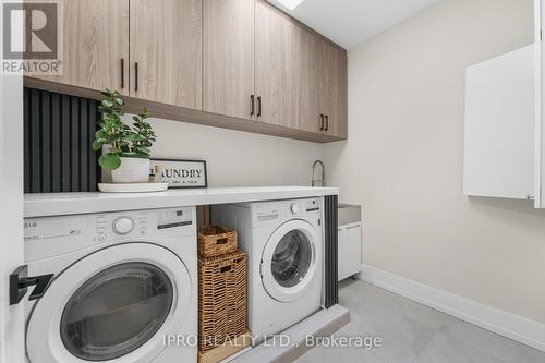 262 Senlac Road, Toronto (Willowdale West), ON - Indoor Photo Showing Laundry Room