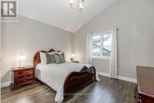 119 Wendake Road, Tiny, ON - Indoor Photo Showing Bedroom