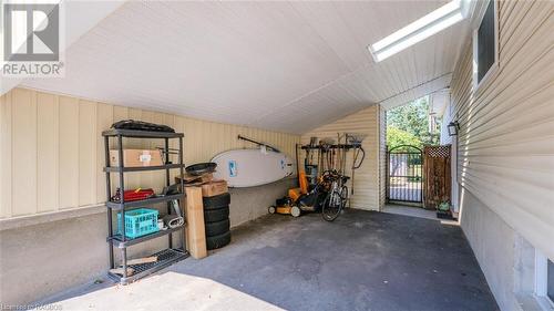 2086 8Th Ave E, Owen Sound, ON - Indoor Photo Showing Garage