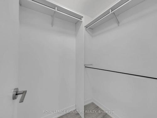 S2602-8 Olympic Garden Dr, Toronto, ON - Indoor With Storage