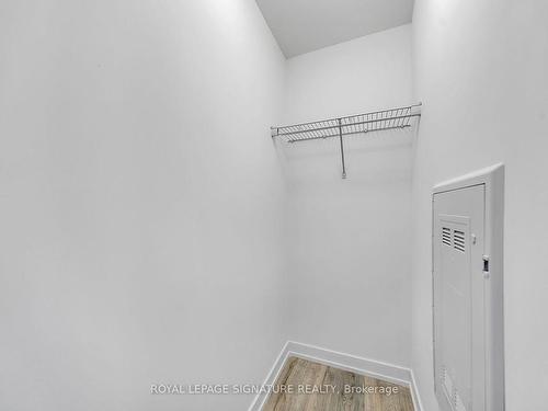 S2602-8 Olympic Garden Dr, Toronto, ON - Indoor