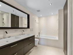 Ensuite bathroom - 