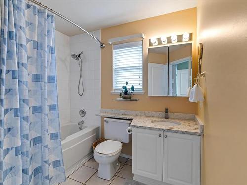 36-100 Gifford Rd, Ladysmith, BC - Indoor Photo Showing Bathroom