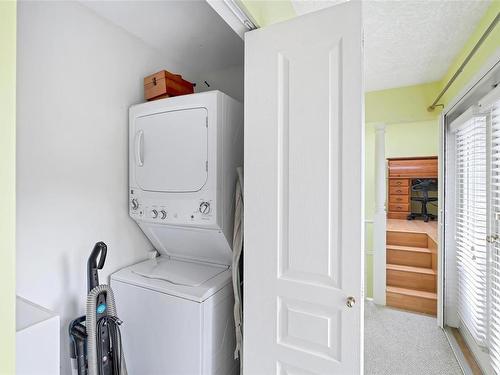 36-100 Gifford Rd, Ladysmith, BC - Indoor Photo Showing Laundry Room