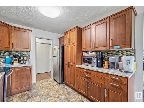 11155 101 St Ne, Edmonton, AB - Indoor Photo Showing Kitchen