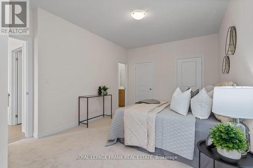 26 Gunton Street, Aurora (Bayview Northeast), ON - Indoor Photo Showing Bedroom