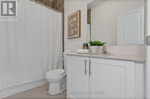 26 Gunton Street, Aurora (Bayview Northeast), ON - Indoor Photo Showing Bathroom