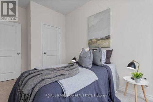 26 Gunton Street, Aurora (Bayview Northeast), ON - Indoor Photo Showing Bedroom