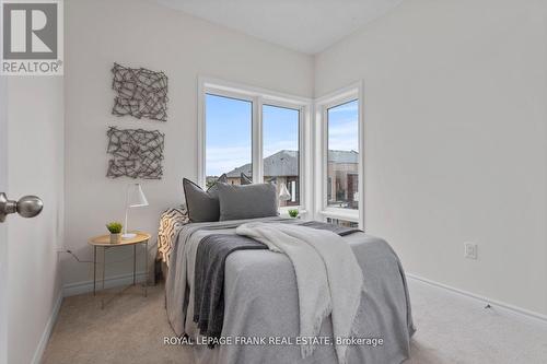 26 Gunton Street, Aurora (Bayview Northeast), ON - Indoor Photo Showing Bedroom