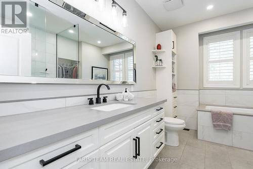 1 Bunker Place, Oro-Medonte, ON - Indoor Photo Showing Bathroom