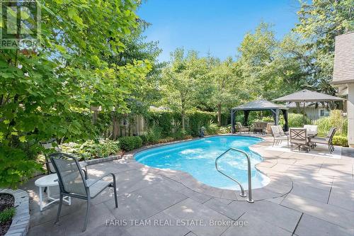 1 Bunker Place, Oro-Medonte, ON - Outdoor With In Ground Pool With Backyard