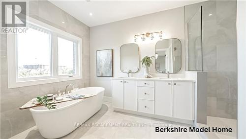 40 Hilborn Crescent, Blandford-Blenheim, ON - Indoor Photo Showing Bathroom