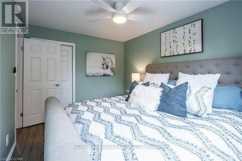 7 Royal Oak Drive, St. Catharines, ON - Indoor Photo Showing Bedroom