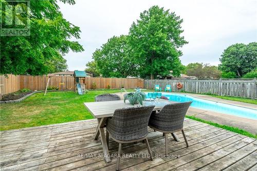 7 Royal Oak Drive, St. Catharines, ON - Outdoor With Deck Patio Veranda With Backyard