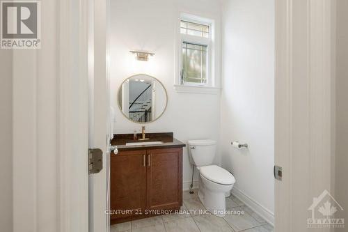 197 Strathcona Avenue, Ottawa, ON - Indoor Photo Showing Bathroom