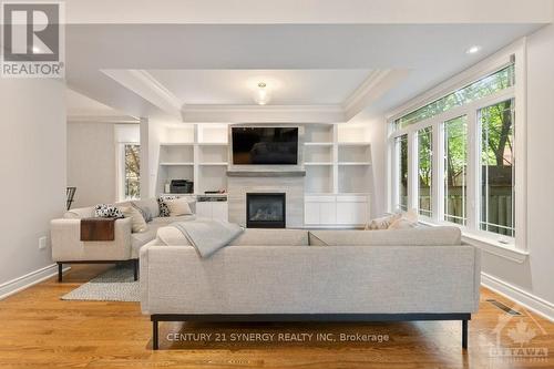 197 Strathcona Avenue, Ottawa, ON - Indoor Photo Showing Living Room With Fireplace