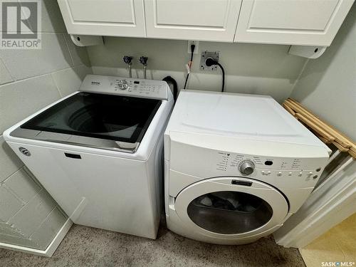 40 Driftwood Crescent, Yorkton, SK - Indoor Photo Showing Laundry Room