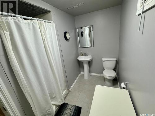 40 Driftwood Crescent, Yorkton, SK - Indoor Photo Showing Bathroom