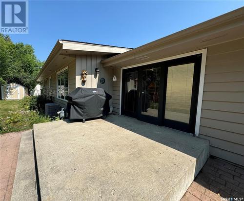 40 Driftwood Crescent, Yorkton, SK - Outdoor With Deck Patio Veranda With Exterior