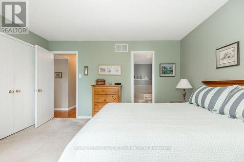 74 Dyer Drive, Wasaga Beach, ON - Indoor Photo Showing Bedroom