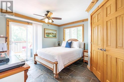 774 Lafontaine Road W, Tiny, ON - Indoor Photo Showing Bedroom