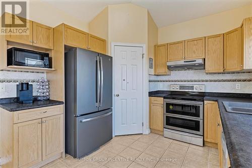 50 Dinnick Crescent, Orangeville, ON - Indoor Photo Showing Kitchen