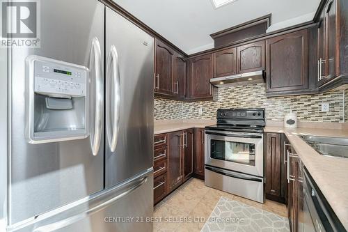 16 Osgoode Drive, Brampton (Brampton East), ON - Indoor Photo Showing Kitchen With Upgraded Kitchen