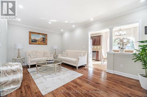 16 Osgoode Drive, Brampton (Brampton East), ON - Indoor Photo Showing Living Room