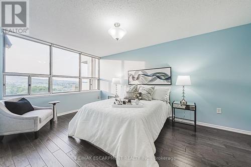 1408 - 2055 Upper Middle Road, Burlington (Brant Hills), ON - Indoor Photo Showing Bedroom