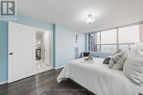 1408 - 2055 Upper Middle Road, Burlington (Brant Hills), ON - Indoor Photo Showing Bedroom