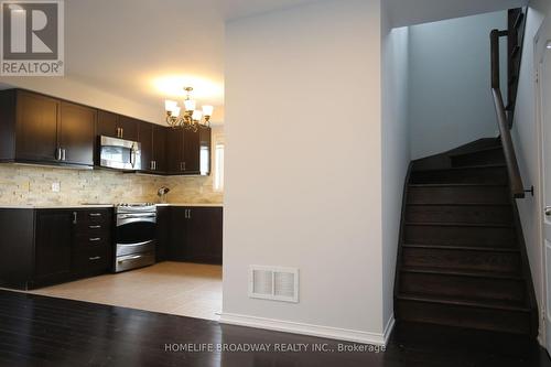 3 - 2468 Post Road, Oakville (Uptown Core), ON - Indoor Photo Showing Kitchen