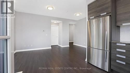 902 - 75 Eglinton Avenue W, Mississauga (Hurontario), ON - Indoor