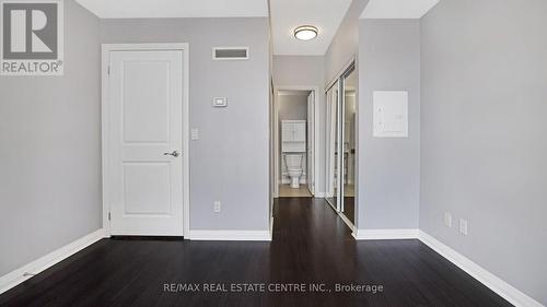 902 - 75 Eglinton Avenue W, Mississauga (Hurontario), ON - Indoor Photo Showing Other Room