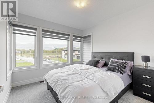 24 Nicort Road, Wasaga Beach, ON - Indoor Photo Showing Bedroom