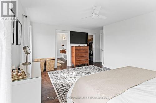 1351 Dallman Street, Innisfil (Lefroy), ON - Indoor Photo Showing Bedroom