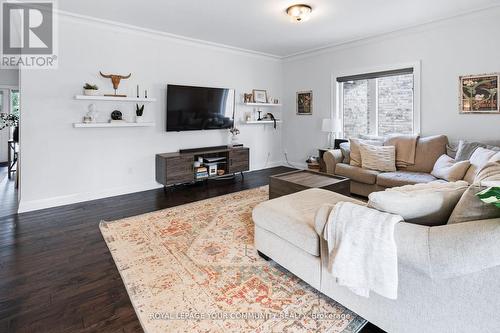 1351 Dallman Street, Innisfil (Lefroy), ON - Indoor Photo Showing Living Room