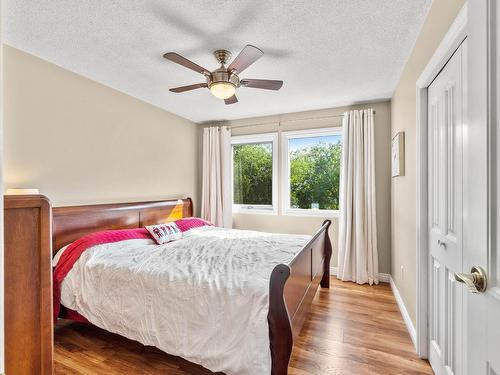 3084 Dohm Road, Kamloops, BC - Indoor Photo Showing Bedroom