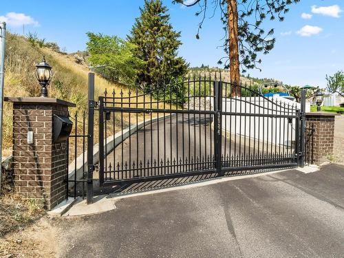 3084 Dohm Road, Kamloops, BC - Outdoor