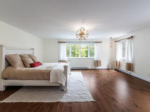 Chambre Ã  coucher principale - 4 Rue De La Rivière, Lac-Brome, QC - Indoor Photo Showing Bedroom