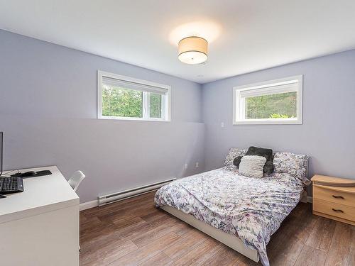 Chambre Ã Â coucher - 4 Rue De La Rivière, Lac-Brome, QC - Indoor Photo Showing Bedroom