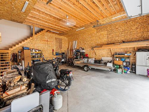 Garage - 4 Rue De La Rivière, Lac-Brome, QC - Indoor Photo Showing Garage