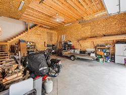 Garage - 