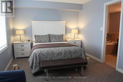 10 Joseph Trail, Collingwood, ON - Indoor Photo Showing Bedroom