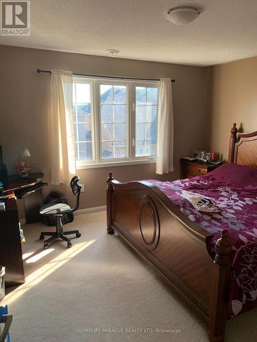 672 Savoline Boulevard, Milton (Harrison), ON - Indoor Photo Showing Bedroom