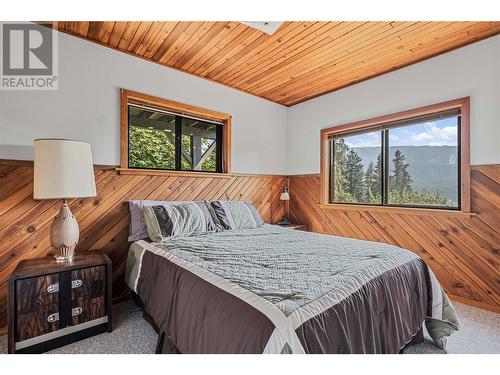 3730 Parri Road, Sorrento, BC 